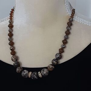 Natural tone agate? beaded necklace career casual